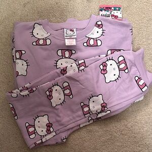 NWT Hello Kitty Kids 2 piece Set